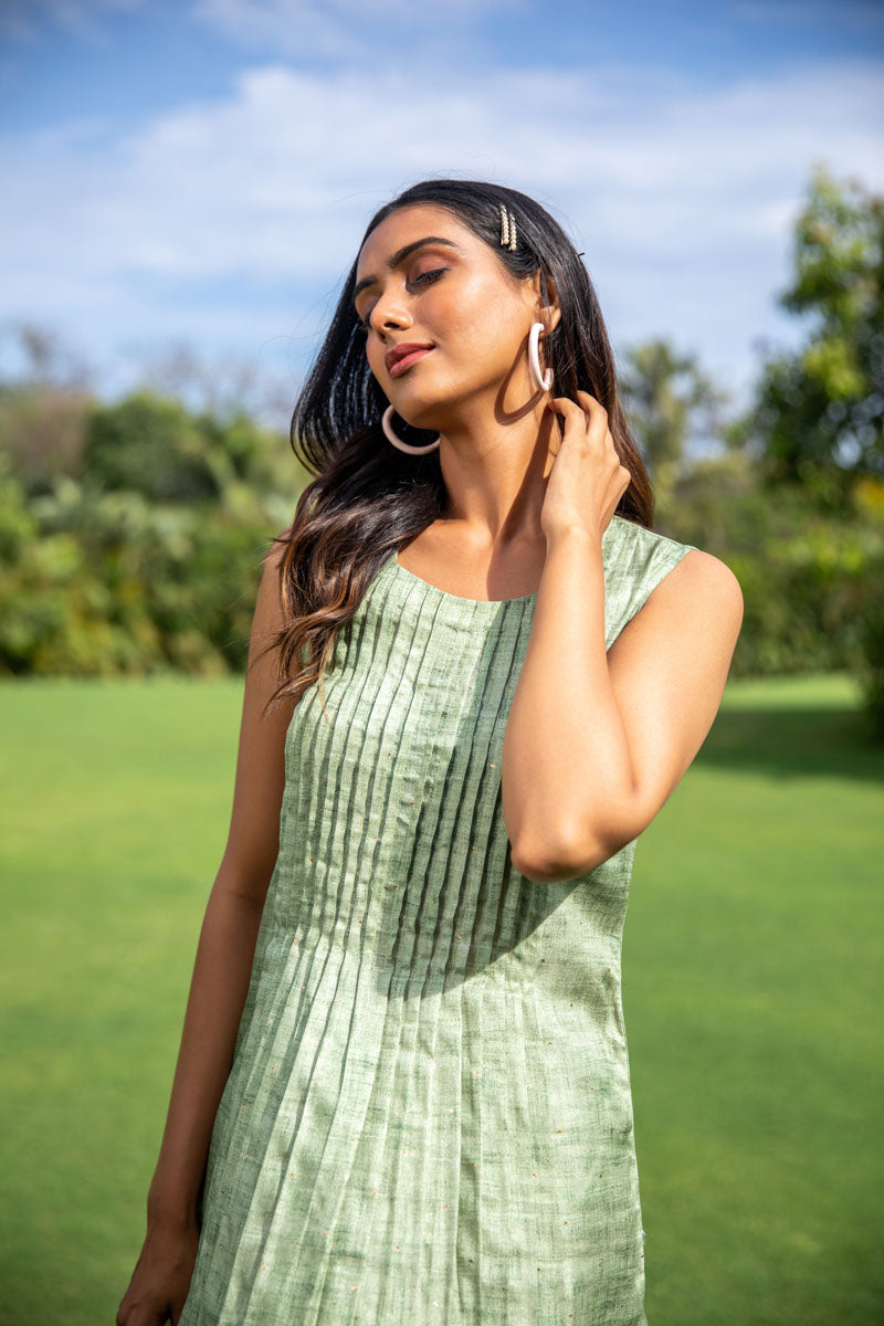 Grassy Green Sleevless Set - Yuvani